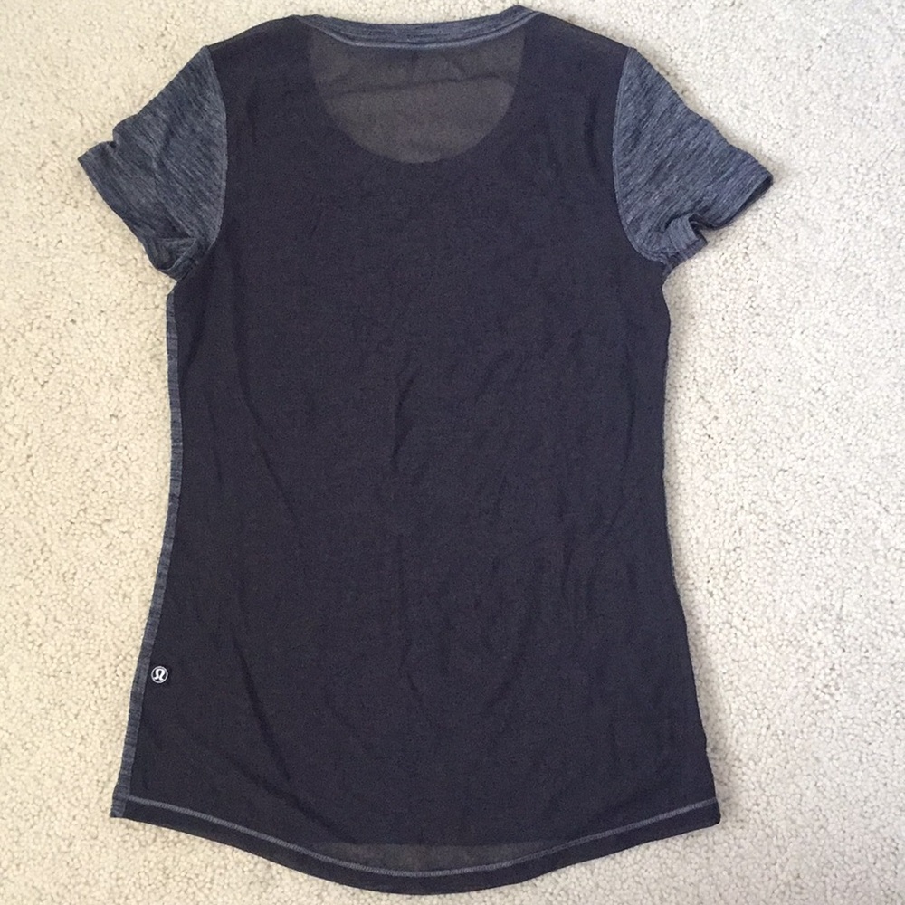Lululemon T-shirt - Picture 3 of 5